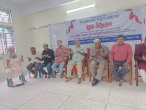 বিদ্যালয়ের নতুন ভবন উদ্বোধন অনুষ্ঠানে মুনাজাত