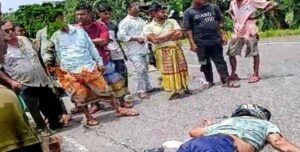 ট্রাকের ধাক্কায় মোটরসাইকেল আরোহী রেজাউল আলম (৪৫) নিহত